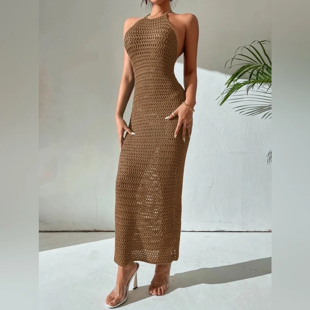 Josephine Crochet Backless Halter Neck Bodycon Dress - Picture 4 of 8